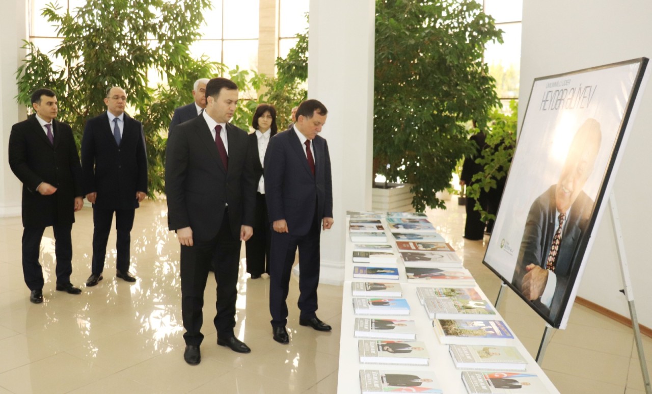 Qazaxın icra başçısı hesabat yığıncağı keçirdi - FOTOLAR